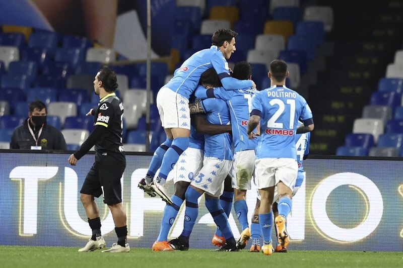 'Làm gỏi' Spezia, Napoli hẹn Atalanta ở bán kết Coppa Italia