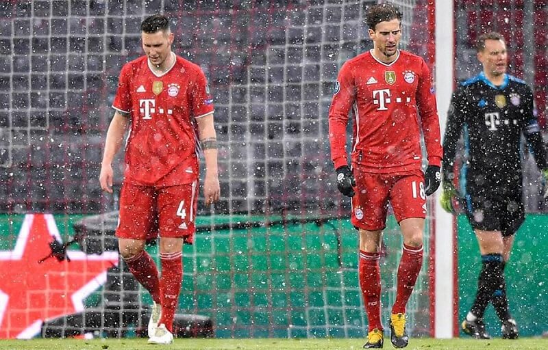 Bayern cần nhanh chóng đứng dậy sau khi vấp ngã. (Ảnh: Twitter)
