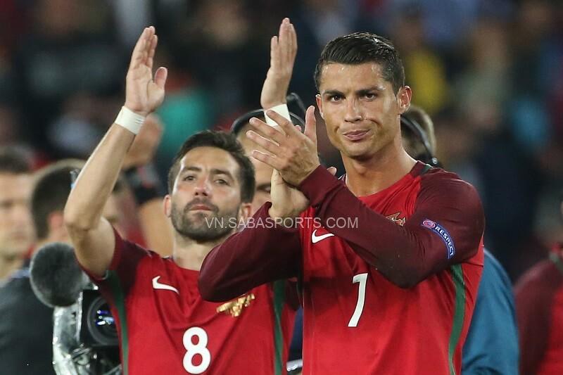 Ronaldo và Moutinho có cơ hội nâng cao thành tích. (Ảnh: Bleacher Report)