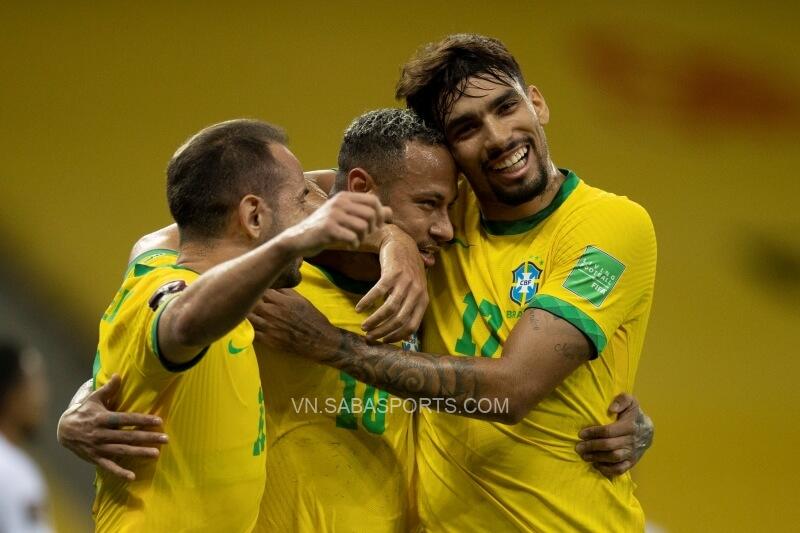Neymar tỏa sáng giúp Brazil thắng dễ Peru