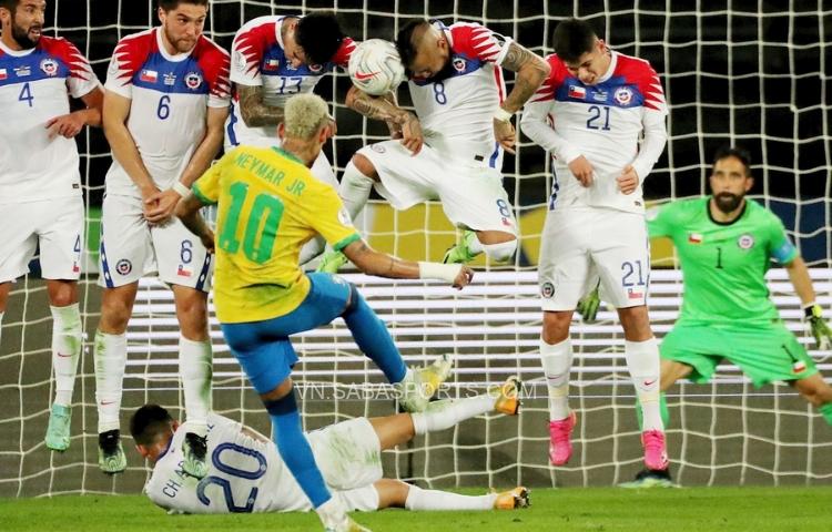 Tổng hợp kết quả vòng loại World Cup khu vực Nam Mỹ: Chile lâm nguy