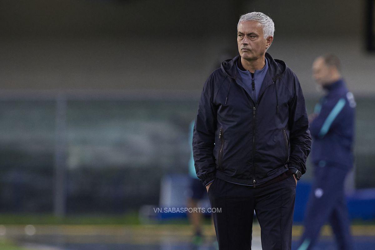 Jose Mourinho nhận thất bại đầu tiên tại Serie A