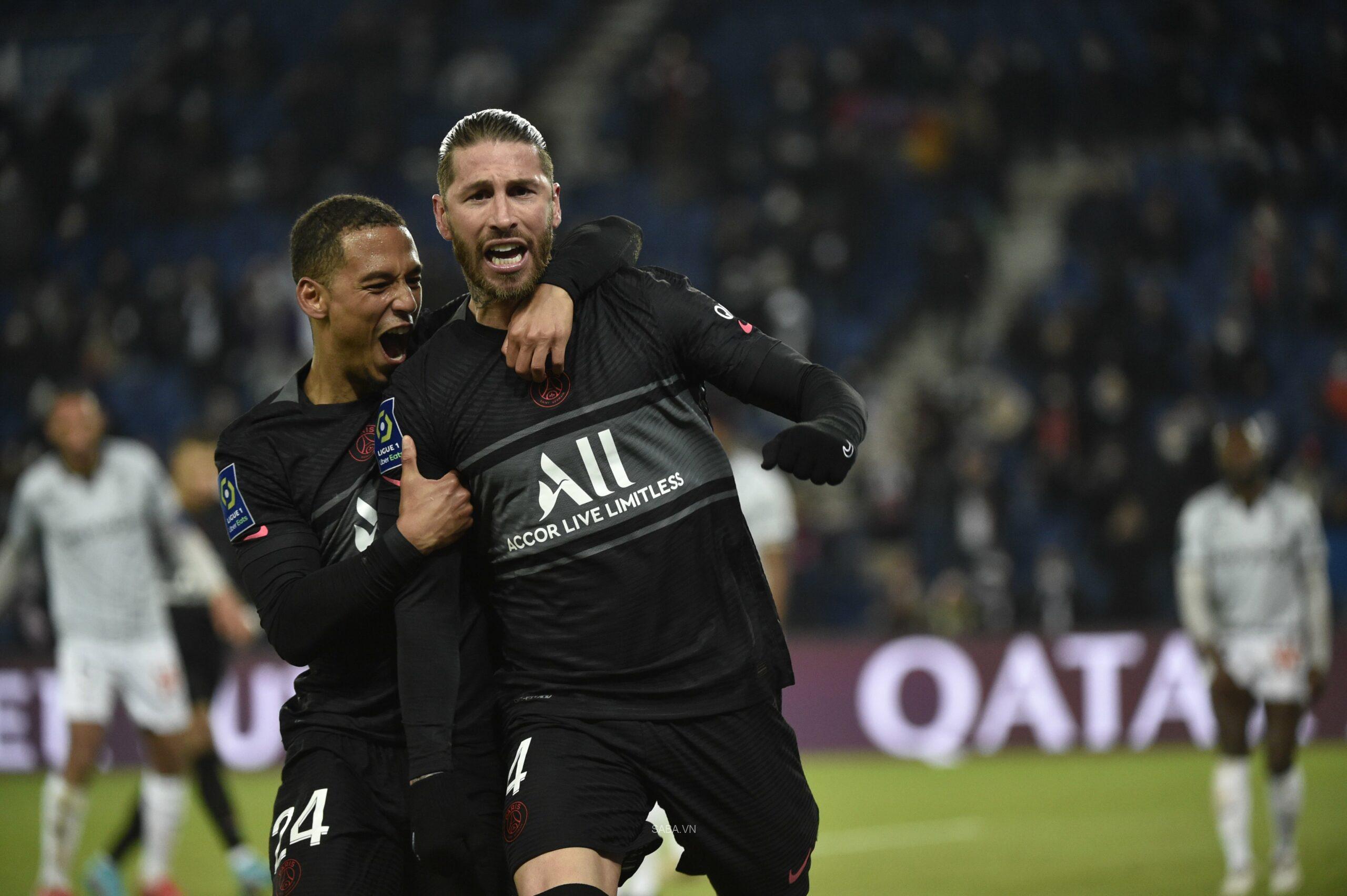 Ramos khai hỏa giúp PSG đại thắng Reims trên sân nhà