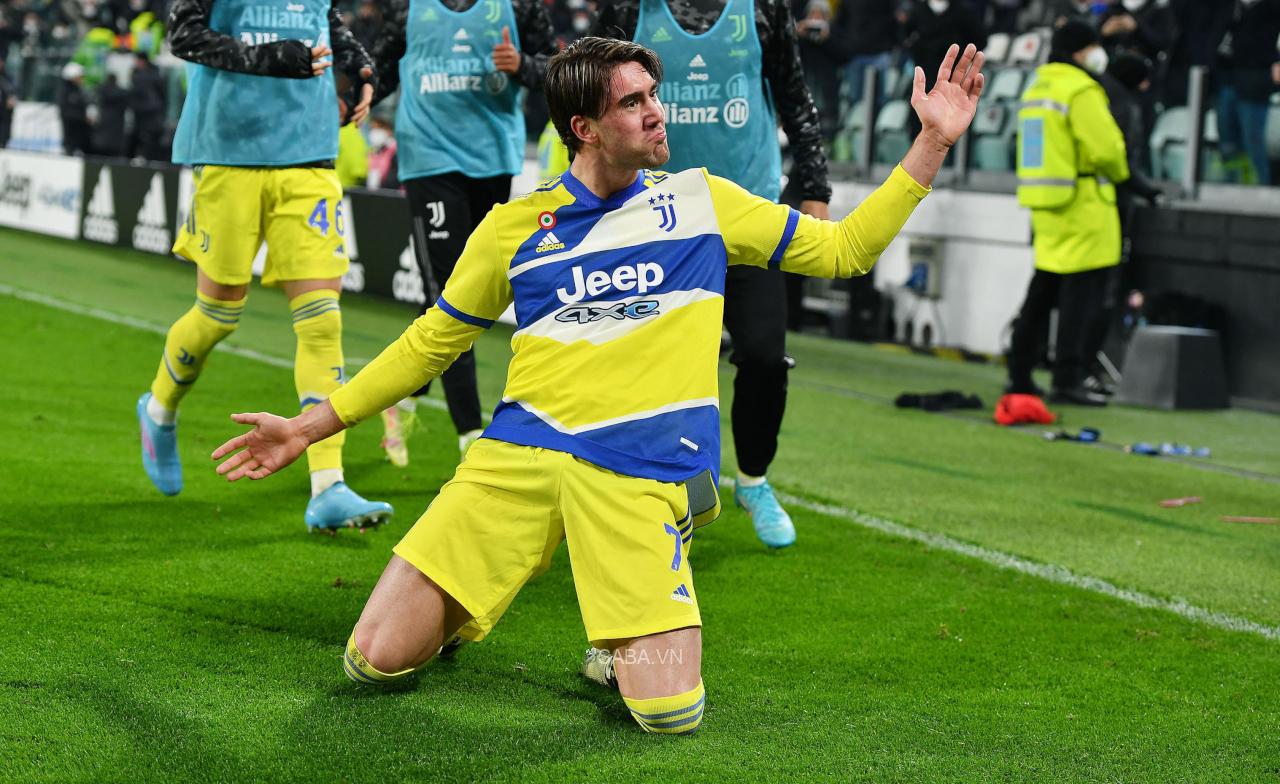 Vlahovic ghi dấu ấn, Juventus hạ Sassuolo tiến vào bán kết Coppa Italia