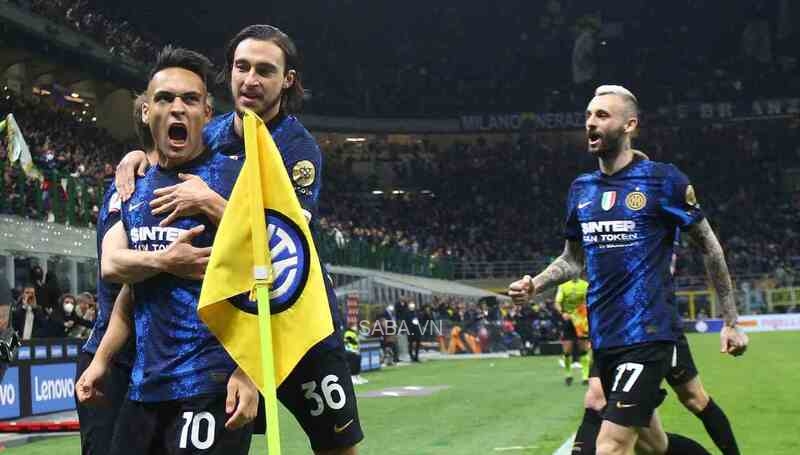 Thắng dễ AC Milan, Inter góp mặt tại chung kết Coppa Italia