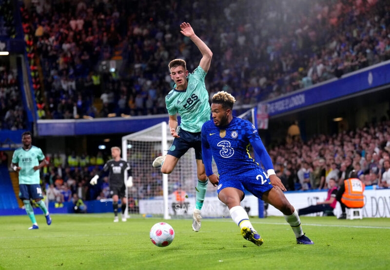 Chelsea và Leicester City chia điểm trong trận đấu của những siêu phẩm