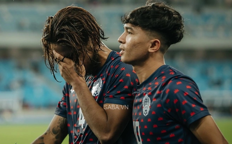 Cầu thủ Campuchia bật khóc khi đội nhà bị loại từ vòng bảng U23 AFF 2022