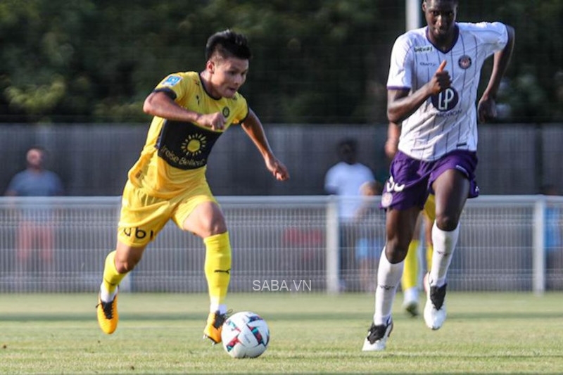 Quang Hải sẽ ra sân trong trận khai màn Ligue 2 của Pau FC?