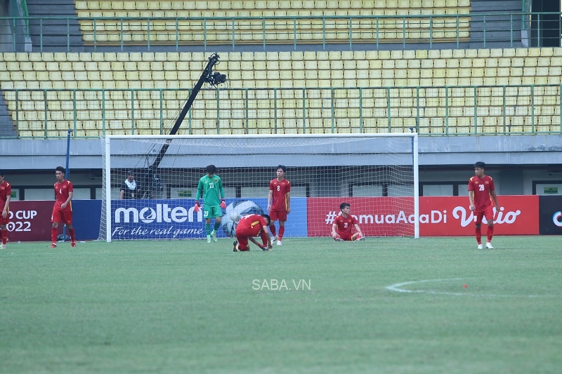 U19 Thái Lan vươn lên dẫn bàn