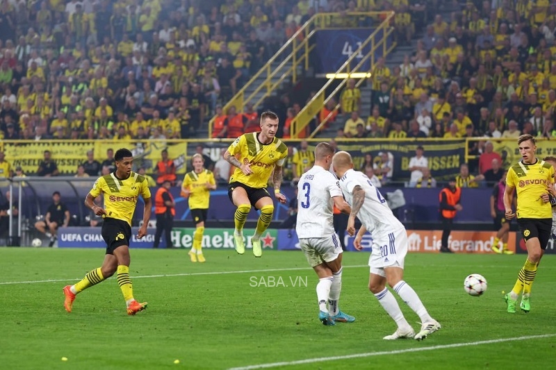 Bellingham ấn định chiến thắng 3-0 cho Dortmund