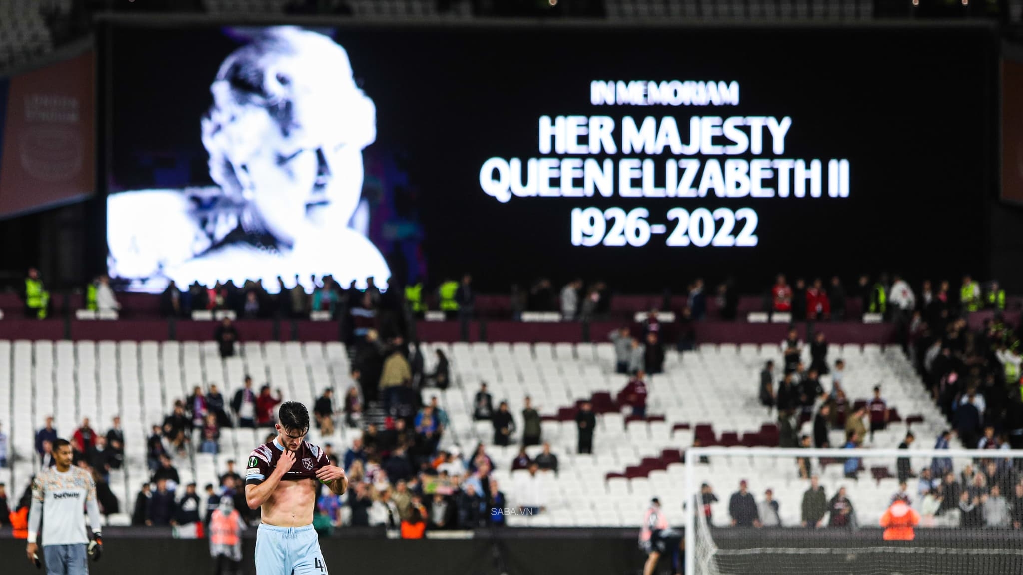 Vòng 7 Ngoại hạng Anh bị hoãn vì quốc tang nữ hoàng Elizabeth II
