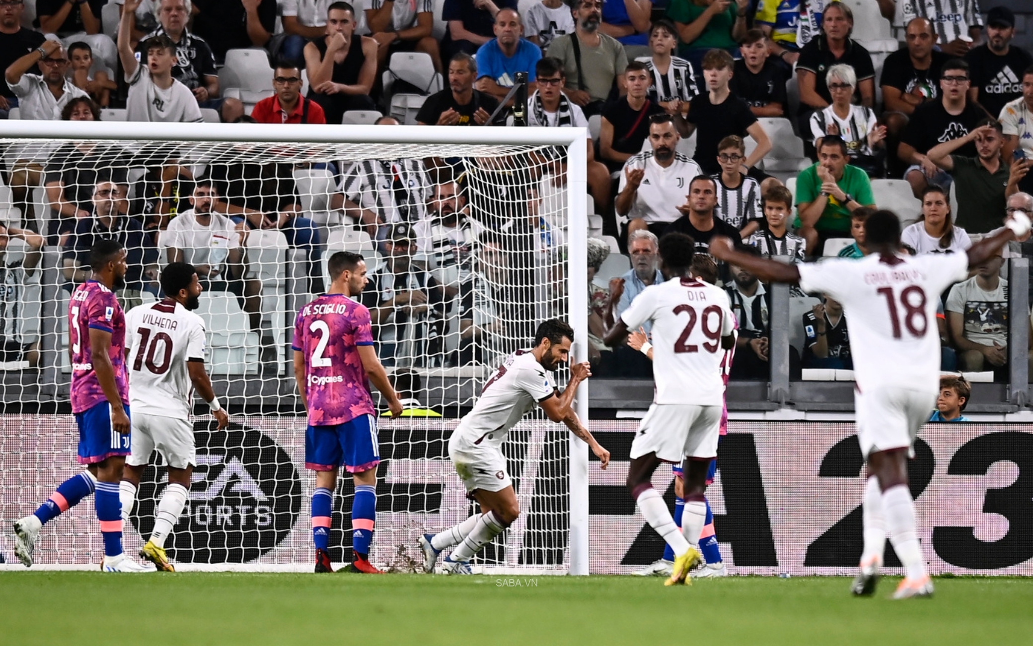 Juventus tiếp tục gây thất vọng trước đội bóng nhược tiểu