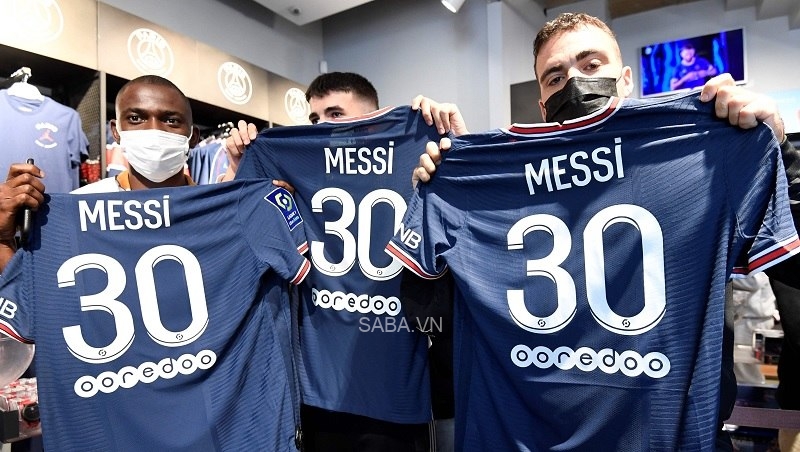 Áo đấu của Messi là hàng 'hot' tại Pháp