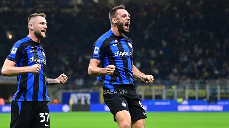 Inter Milan kéo dài mạch thắng tại Serie A