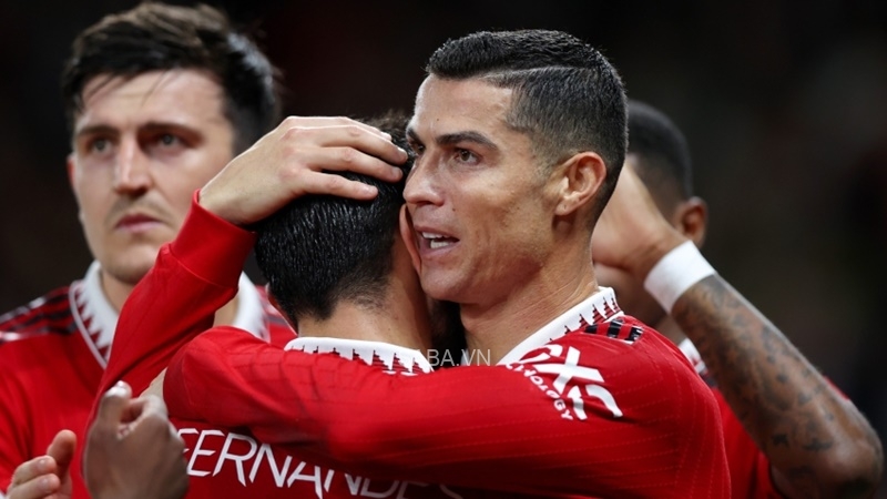 Ronaldo ghi bàn giúp Man United đè bẹp FC Sheriff