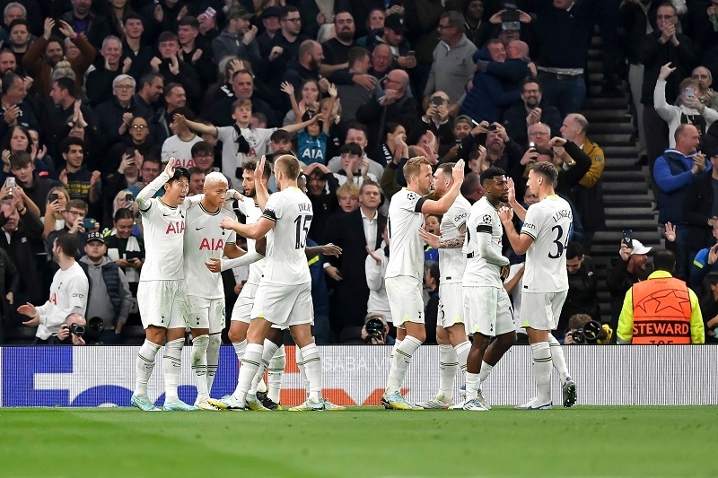SOnbet - Kane tỏa sáng, Tottenham vươn lên dẫn đầu bảng D
