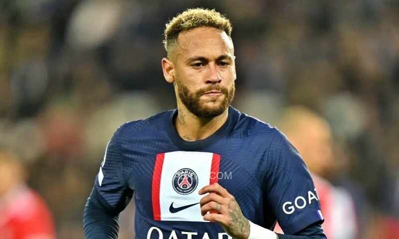 Sự chuyên nghiệp của Neymar khiến HLV PSG bất ngờ