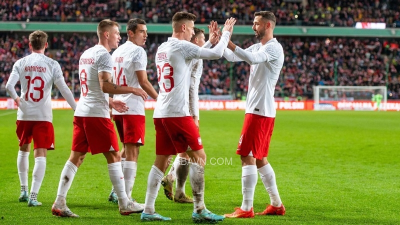 Kiểm soát bóng cực thấp, Ba Lan vẫn đánh bại Chile trước thềm World Cup