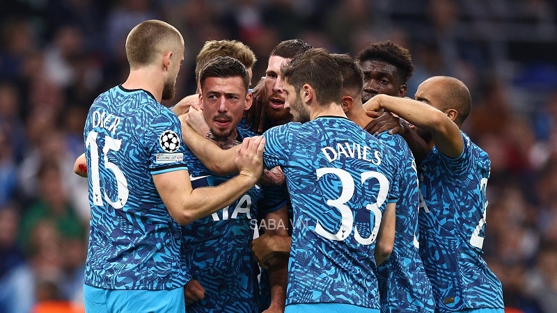 Tottenham vượt qua vòng bảng Champions League sau chiến thắng nghẹt thở