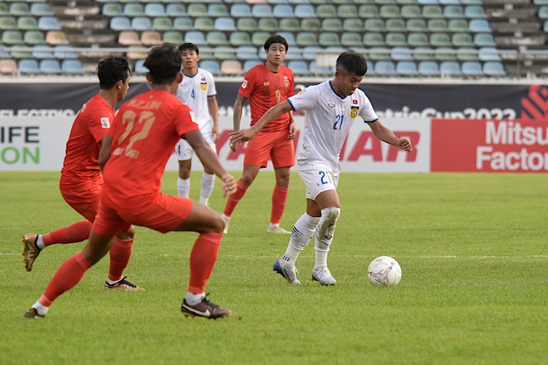 Để Lào cầm hòa trên sân nhà, Myanmar chính thức bị loại khỏi AFF Cup