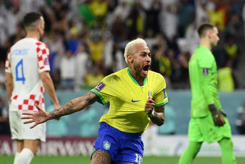 Neymar thi đấu xuất sắc trong trận đấu có lẽ là cuối cùng ở World Cup