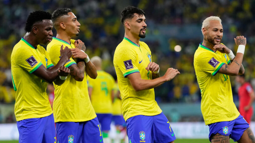Brazil hạ Hàn Quốc 4-1 ở bán kết