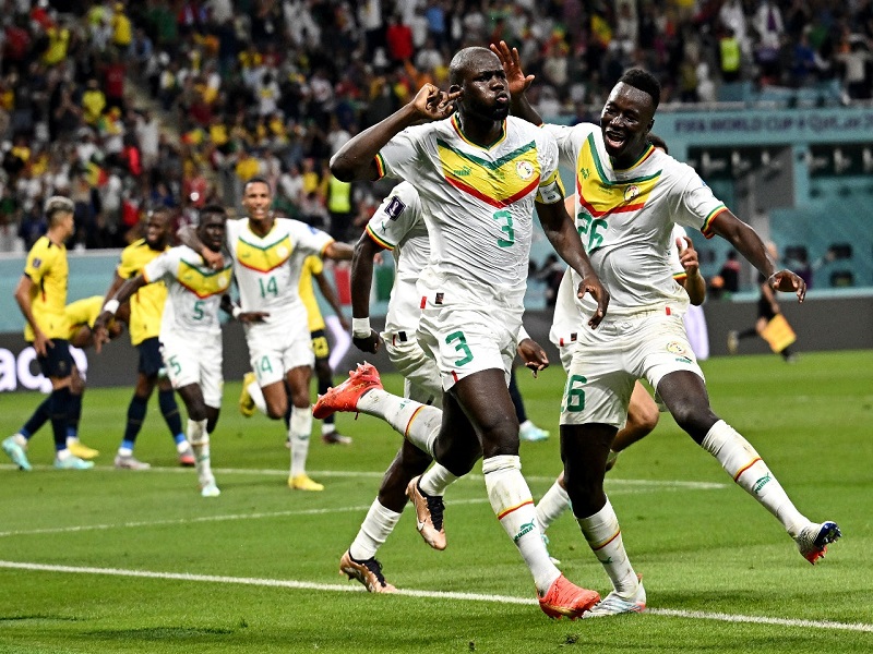 Koulibaly sẽ là niềm hy vọng của Senegal trong trận đấu gặp người quen tại vòng 1/8