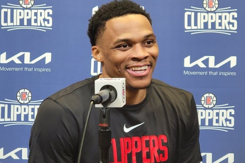Gia nhập Clippers là cơ hội cho MVP 2017 tìm lại chính mình