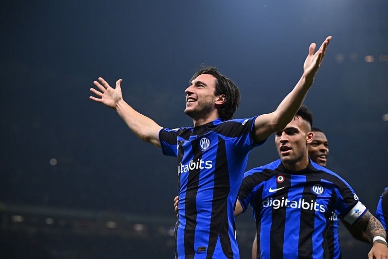 Cựu sao Man United tỏa sáng để giúp Inter Milan vào bán kết Coppa Italia