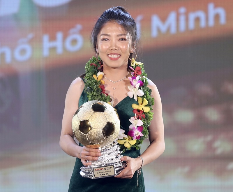 Huỳnh Như nhận danh hiệu Quả bóng vàng nữ thứ 5 trong sự nghiệp
