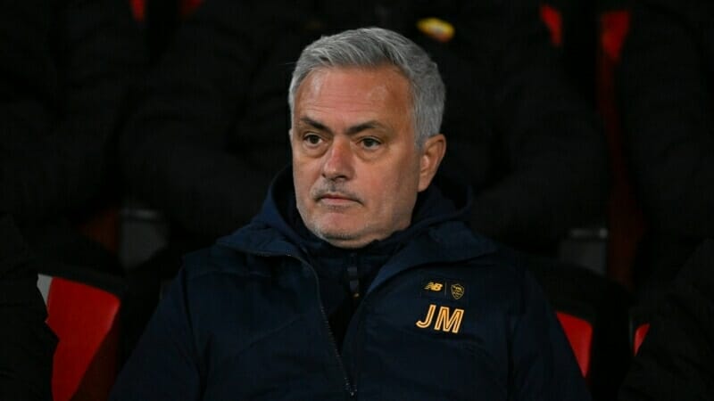 Mourinho thừa nhận đội bóng vẫn còn chặng đường dài phía trước