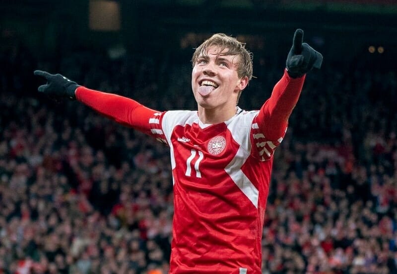 ‘Erling Haaland mới’ vừa lập hattrick cho Đan Mạch là ai mà khiến Arsenal đặc biệt khao khát?