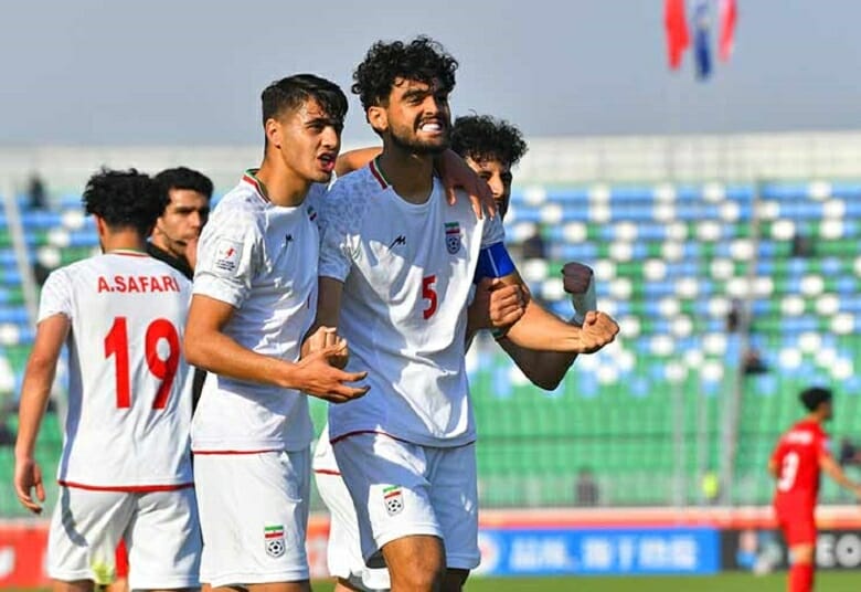 Hazbavi là người mở tỷ số cho U20 Iran trước U20 Việt Nam