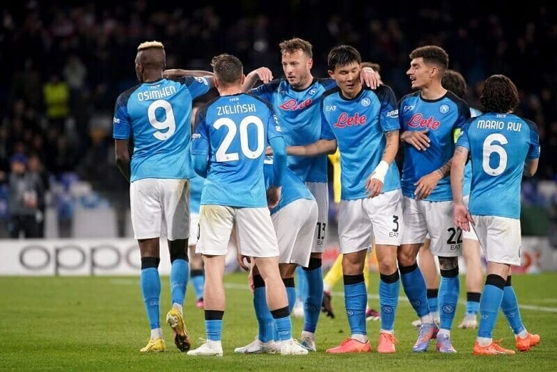 Napoli là 1 trong 3 đại diện của Serie A ở tứ kết