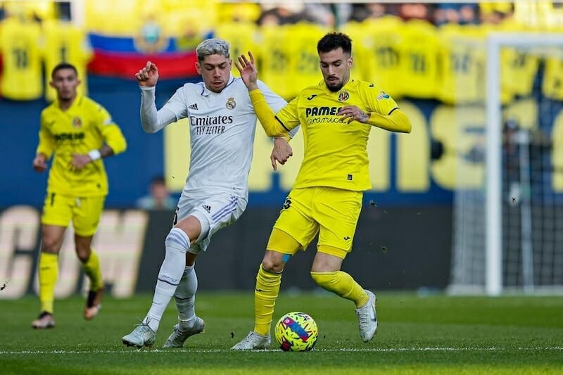 Bị Valverde đấm thẳng mặt, sao trẻ Villarreal đưa ra thông điệp