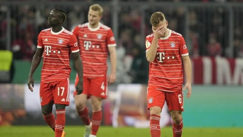 SỐC: Tuchel thua trận đầu tiên, Bayern Munich vỡ mộng ăn 3