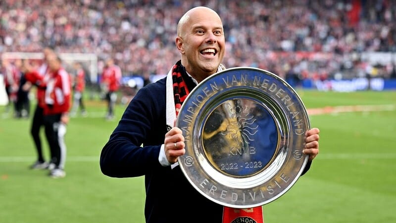 Arne Slot vừa giúp Feyenoord vô địch giải quốc nội mùa 2022/23