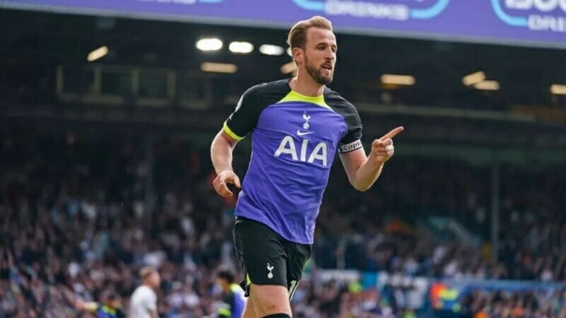 Tottenham cán đích thứ 8, Harry Kane nói gì về tương lai?