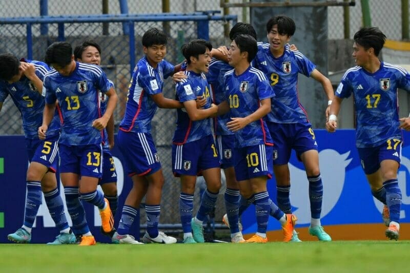 U17 Nhật Bản thắng thuyết phục U17 Úc để góp mặt ở bán kết