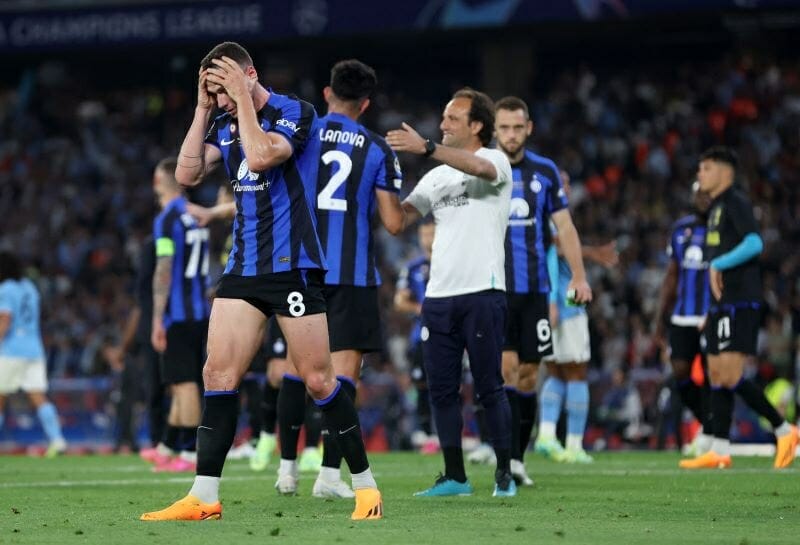 Thất bại tại Champions League là khởi đầu cho sự kết thúc của Inter Milan