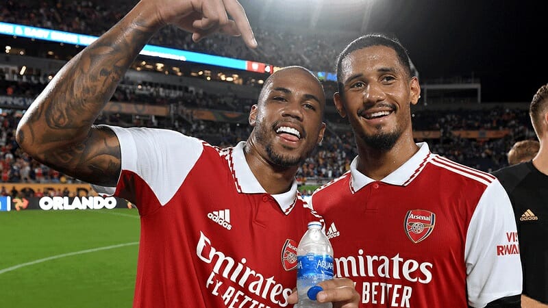 Sau Timber, Arsenal có thêm ‘chữ ký’ mới ở hàng phòng ngự