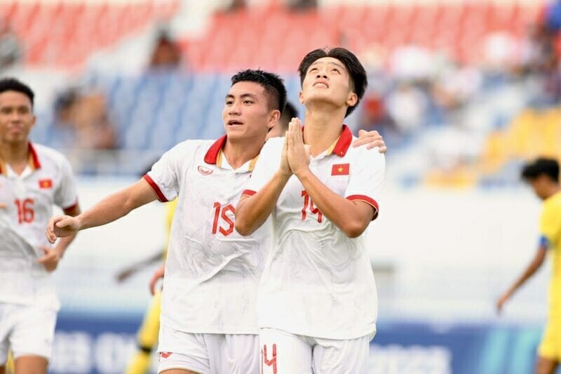 U23 VIệt Nam dễ dàng có chiến thắng 4-1 trước U23 Malaysia (ảnh: Thanh Niên)