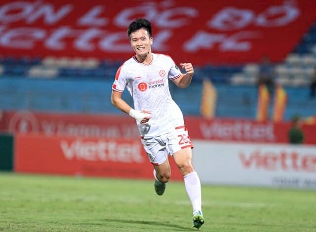 Nguyễn Hoàng Đức được bầu chọn là Cầu thủ xuất sắc nhất V-League 2023.