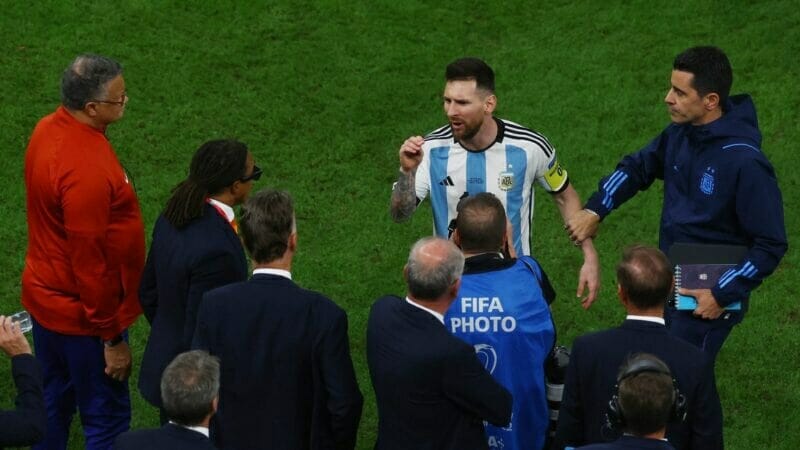 ‘Messi và Argentina được dàn xếp để vô địch’