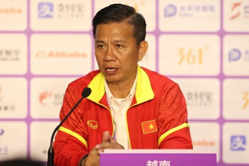 HLV Hoàng Anh Tuấn nói gì khi Olympic Việt Nam dừng bước tại ASIAD 19?
