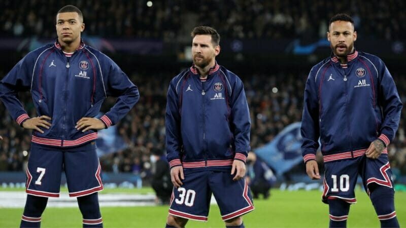 'Neymar và Mbappe khiến Messi thất bại tại PSG'
