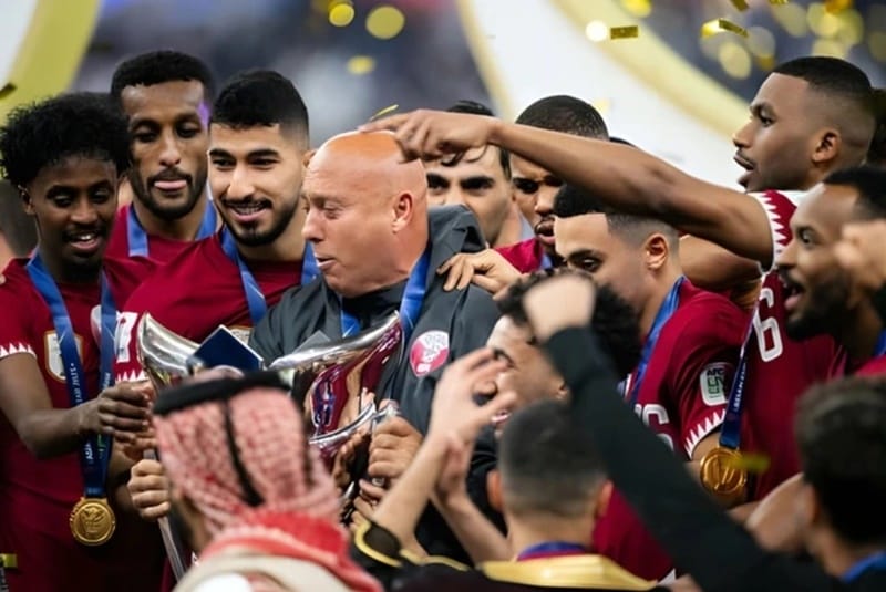 Qatar vô địch Asian Cup, HLV trưởng phá vỡ im lặng