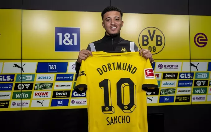 Dortmund không đủ tiền mua đứt Sancho
