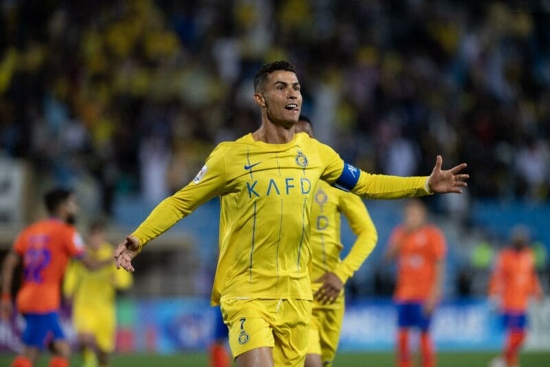 Ronaldo tỏa sáng mang về bàn thắng duy nhất cho Al Nassr.