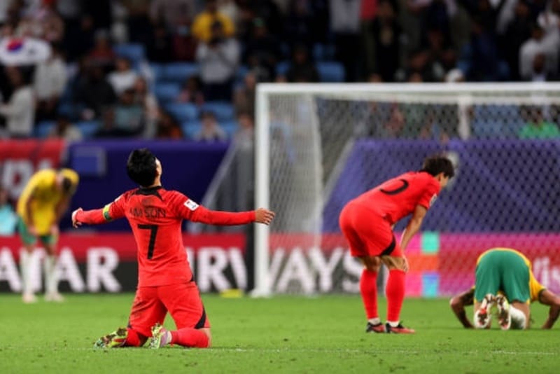 Hàn Quốc vượt qua các trận đấu knock-out theo cách vô cùng nhọc nhằn.